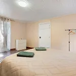 Les Ecrins De Holiday home *