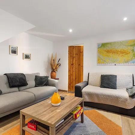 Les Ecrins De Campan