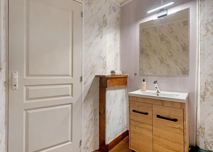 Les Ecrins De Campan